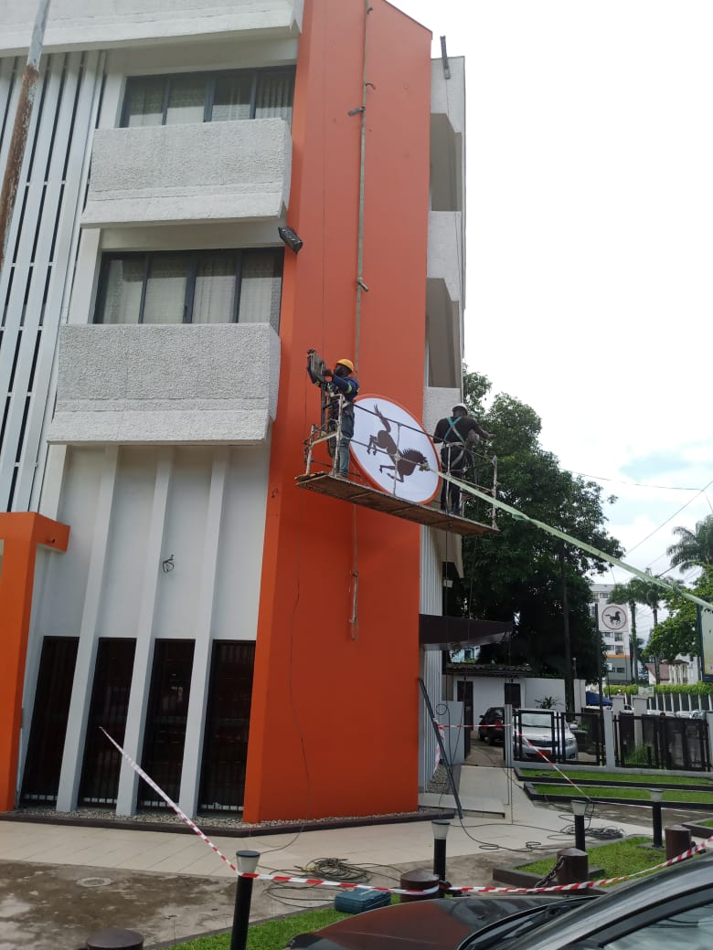 Installation blason